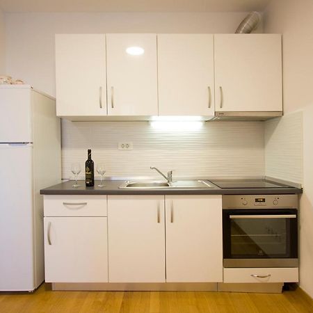 Apartment Luka Спліт Екстер'єр фото