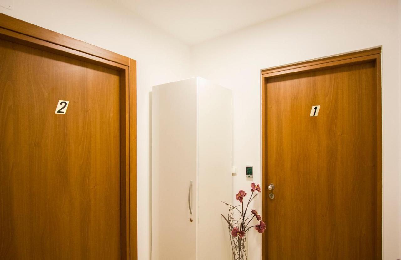 Apartment Luka Спліт Екстер'єр фото
