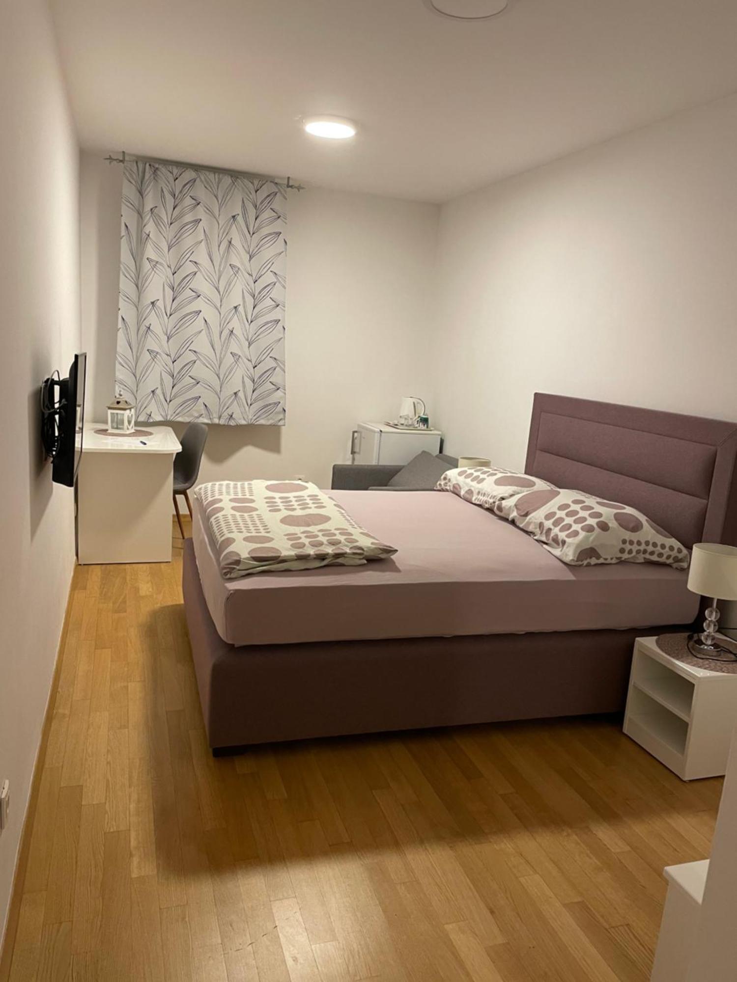 Apartment Luka Спліт Екстер'єр фото